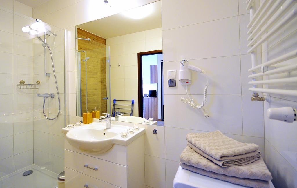 Apartamentyprzymorzu Solna 201 - W Centrum Blisko Morza كولوبرزيغ المظهر الخارجي الصورة