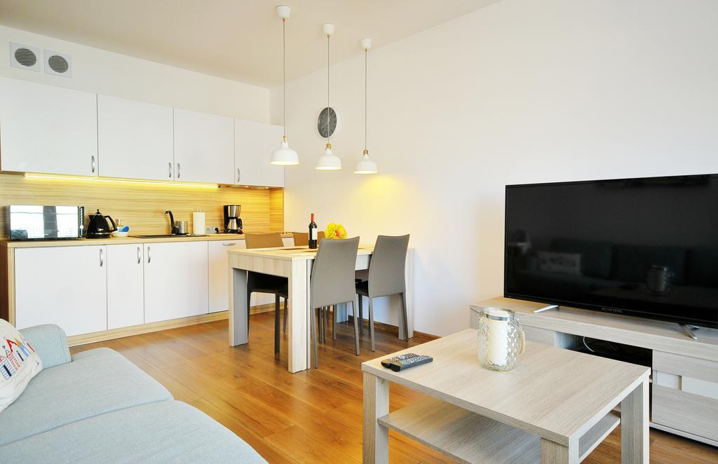 Apartamentyprzymorzu Solna 201 - W Centrum Blisko Morza كولوبرزيغ المظهر الخارجي الصورة
